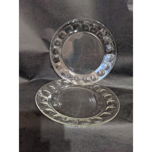 Arcoroc, 9" Dinner plate Clear, Cut, Panels  by CRISTAL D'ARQUES-DURAND set of 2 - Picture 1 of 9